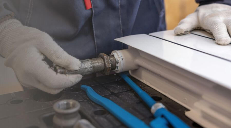 Burst Pipe Repair in Golconda, IL